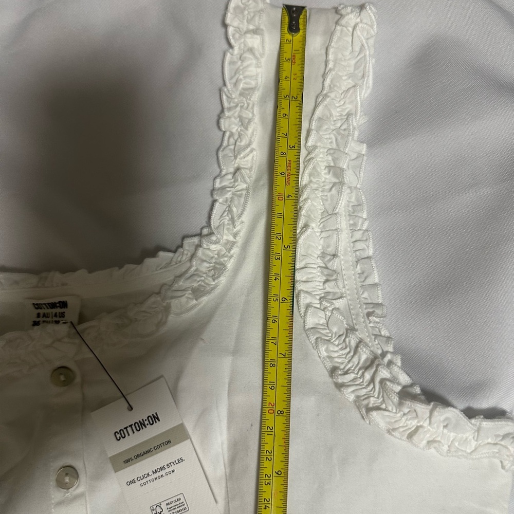 Cotton On White Ruffle-Trim Cropped Tank Top size 4 sleeveless NWT - Picture 12 of 15